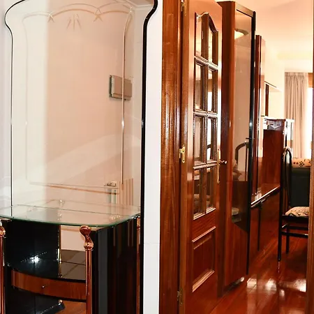 Vivienda Valle Inclan * 奥伦塞